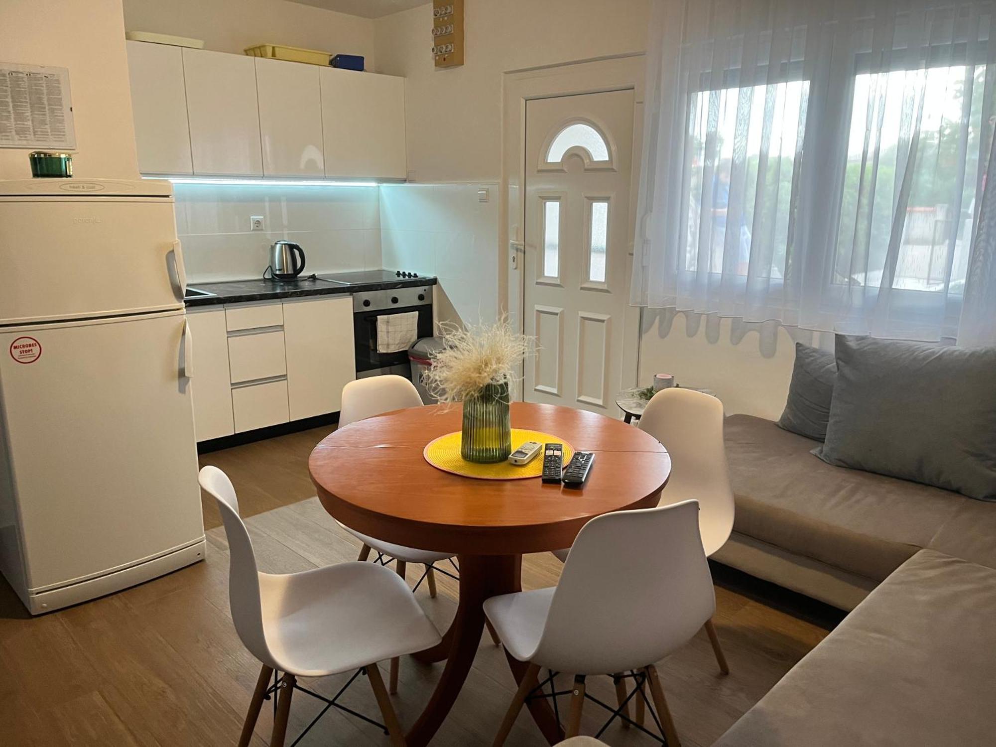 Apartments B&B Повляна Экстерьер фото